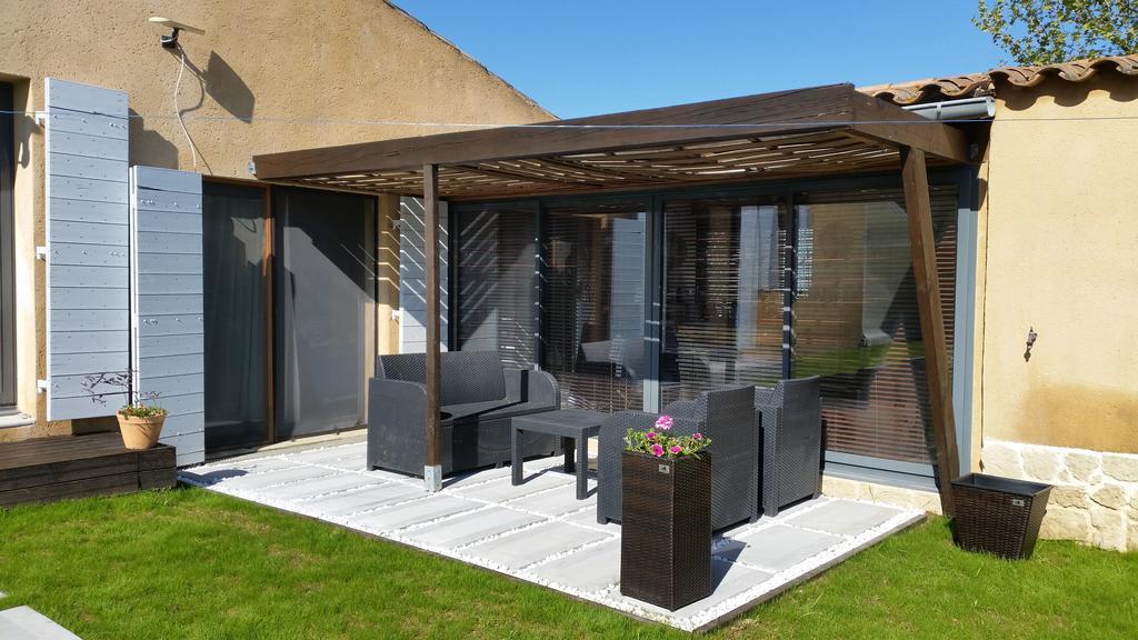 Le Jardin D'Ivana Chambres D'Hotes B&B Avec Piscine Chauffee Oppède Екстериор снимка